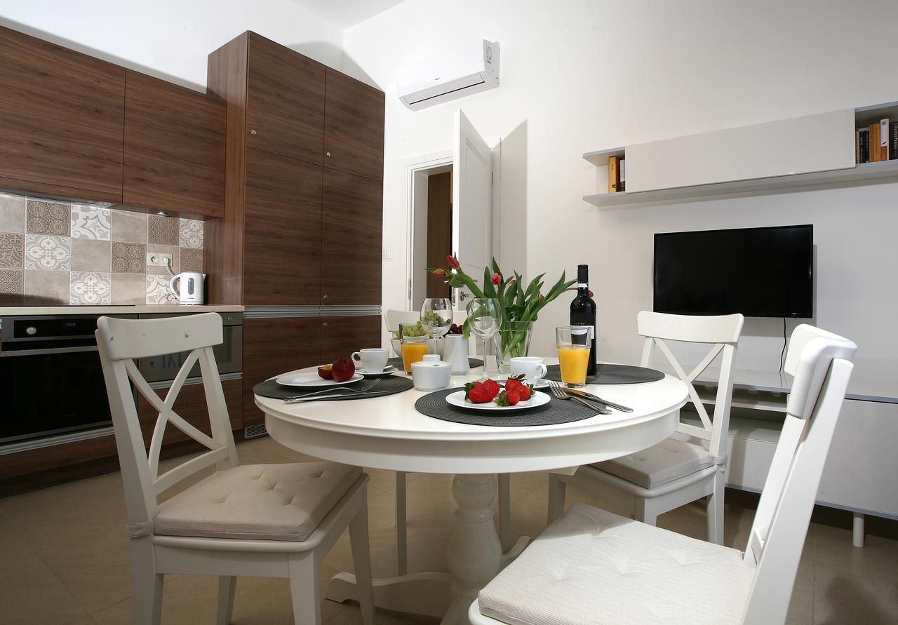 As Smart Apartment Old Town Красков Екстериор снимка