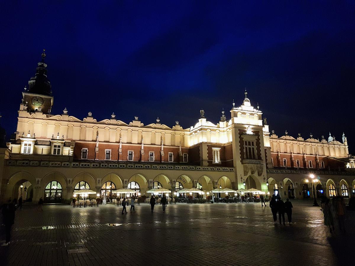As Smart Apartment Old Town Красков Екстериор снимка